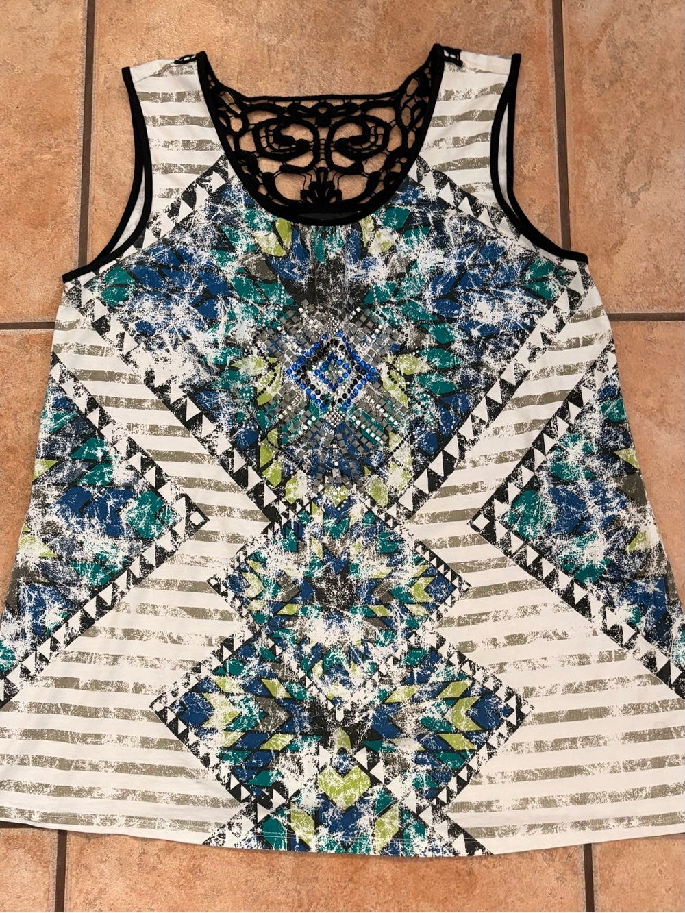 Style&co Sleeveless Tunic Top with Black Crochet Design on Upper Back (XL) NWOT